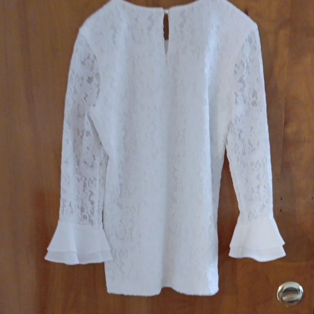 Karl Lagerfeld White Ruffled 3/4 Sleeve Blouse NWOT - Picture 4 of 5